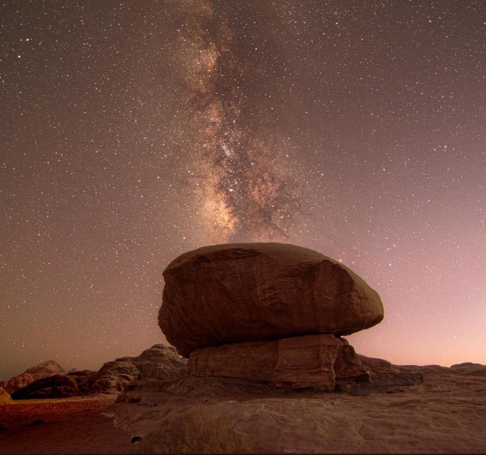 Wadi Rum Eagle Luxury Camp מראה חיצוני תמונה