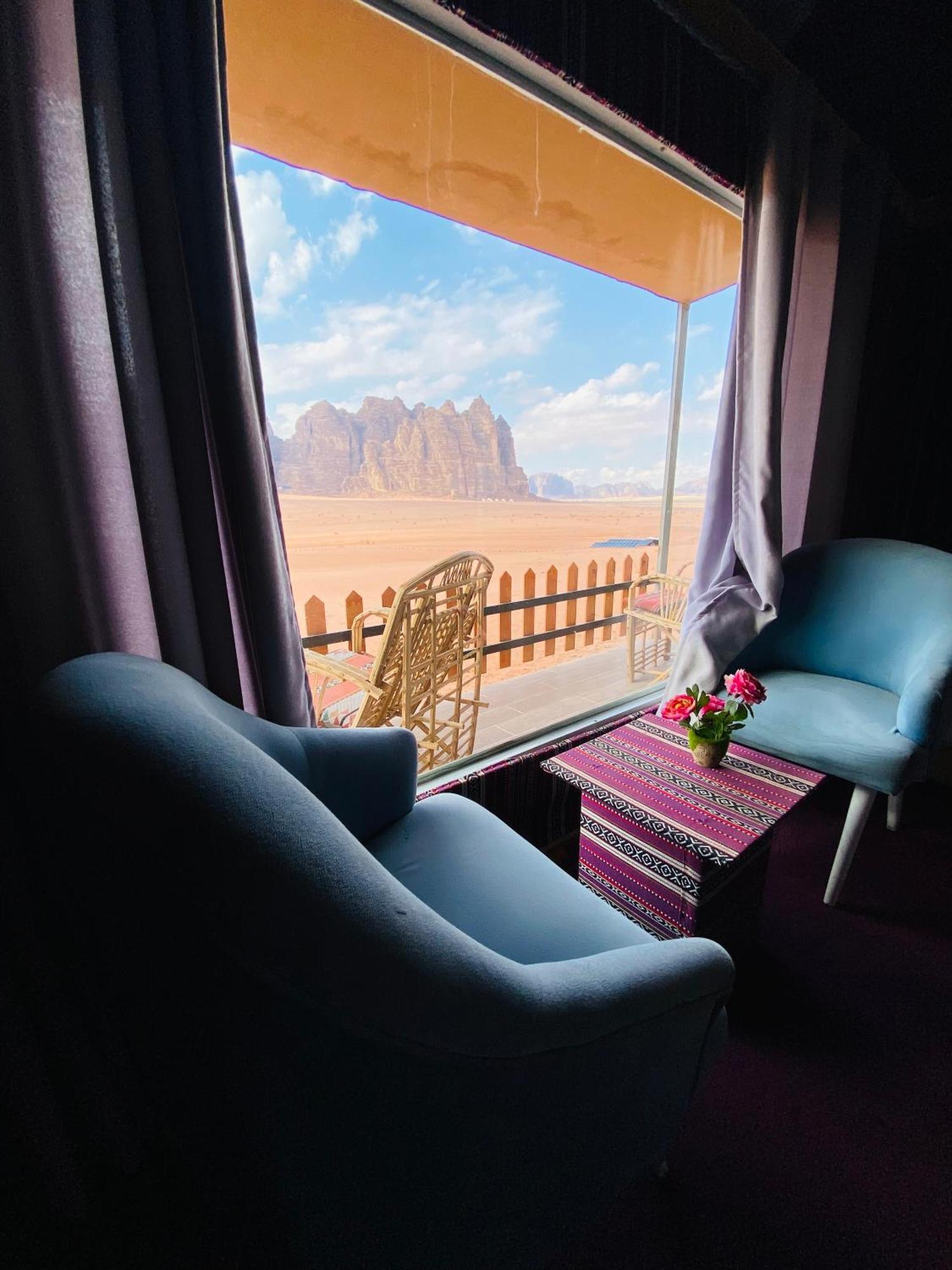 Wadi Rum Eagle Luxury Camp מראה חיצוני תמונה