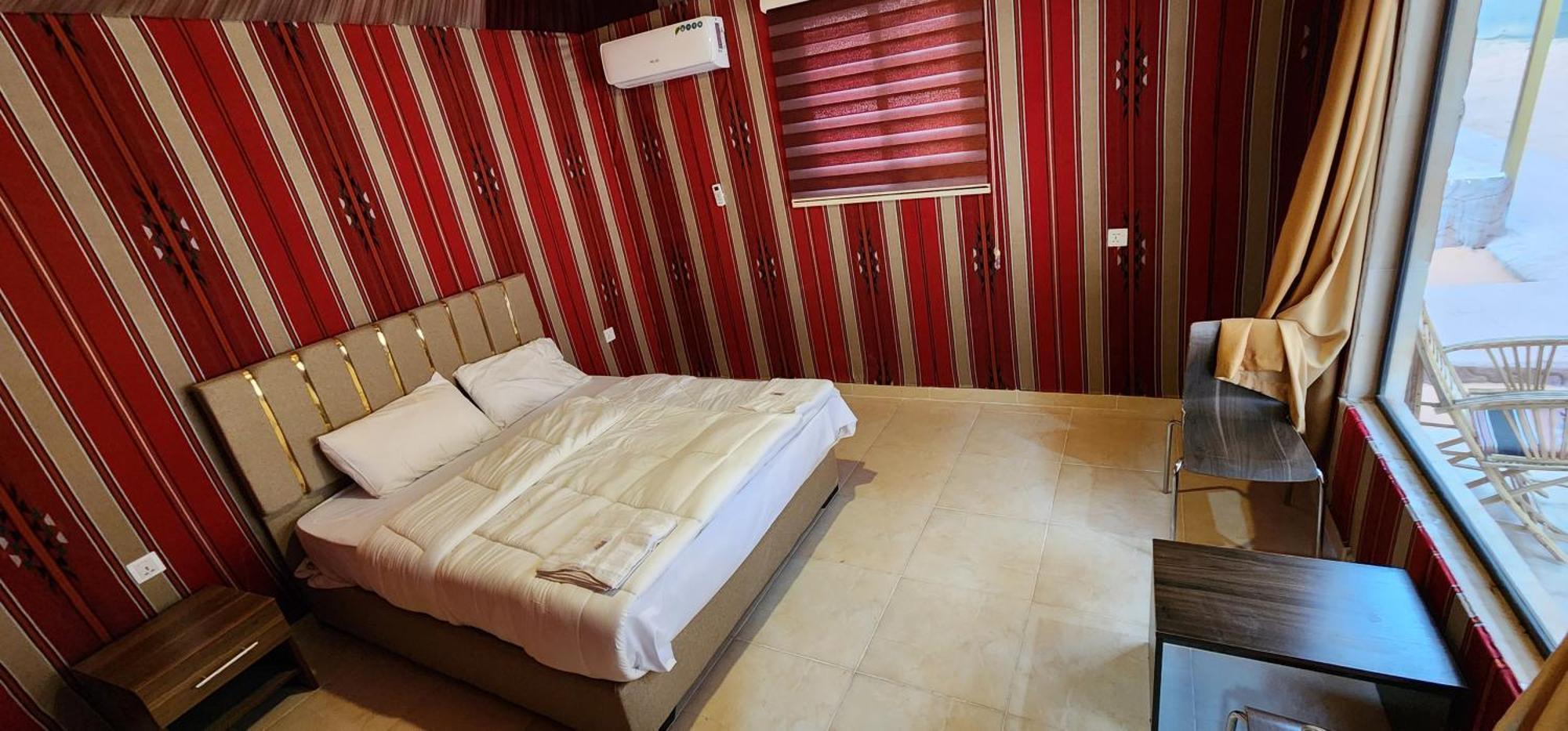 Wadi Rum Eagle Luxury Camp מראה חיצוני תמונה