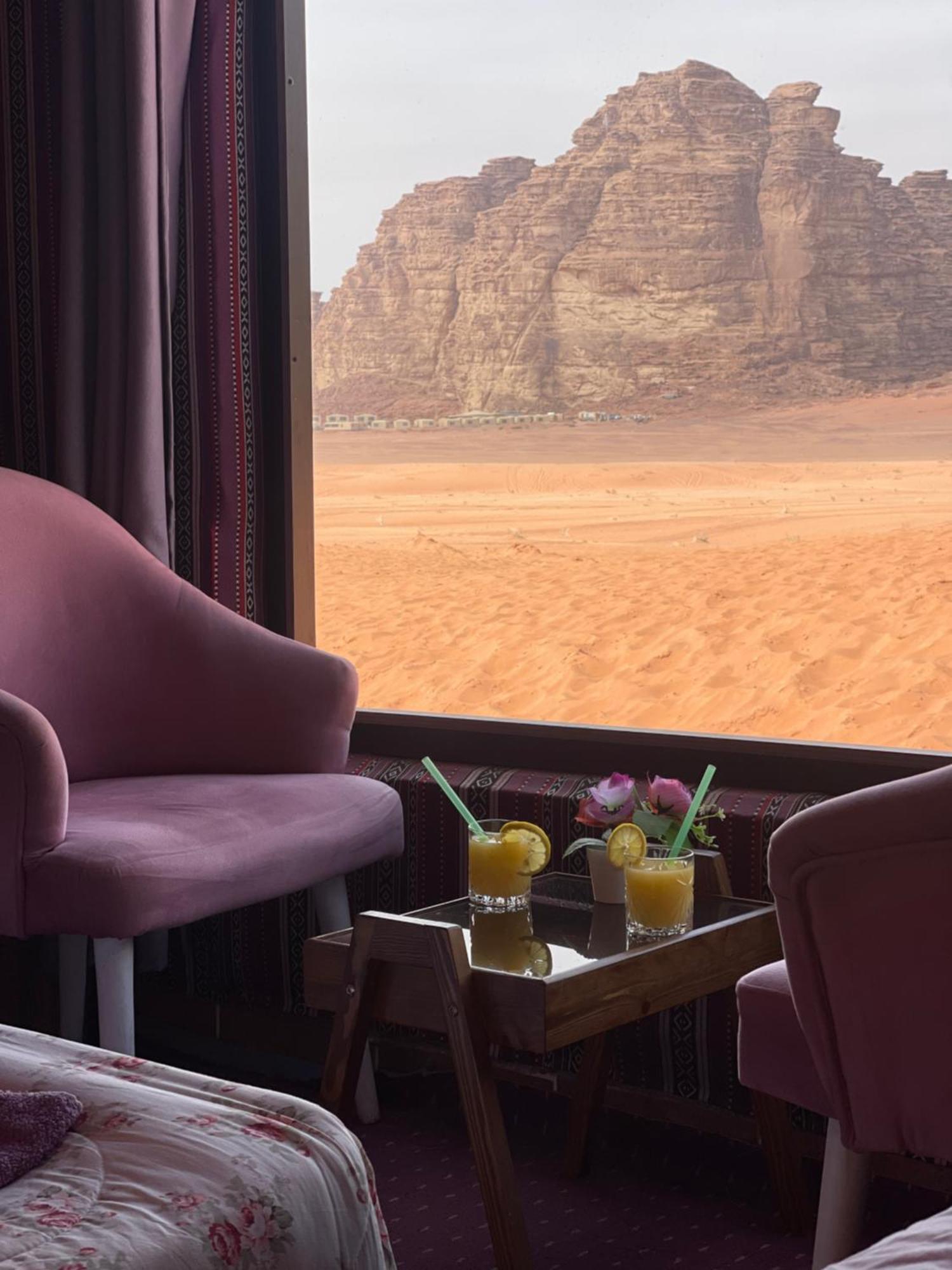 Wadi Rum Eagle Luxury Camp מראה חיצוני תמונה